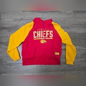 Kansas City Chiefs Hoodie Retro Vibes NFL Taylor Swift Size Large Unisex